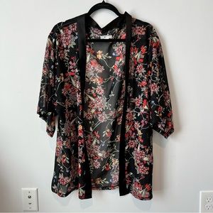 Mudd black floral cover up, OS